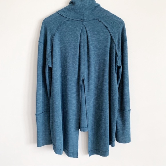 Free People Split Back Turtleneck Top in Blue Small - Picture 5 of 8